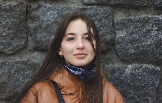 对老公太失望了,跟别的女人聊天暧昧,这段婚姻该继续下去吗?